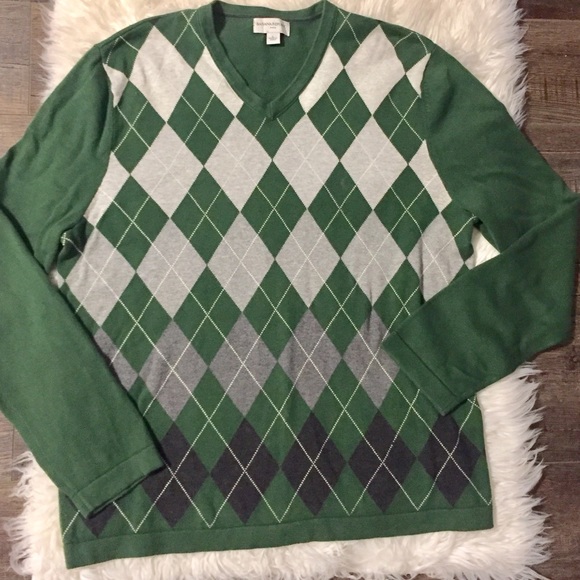 Banana Republic Sweaters - 🦄2/30 3/40 Banana Republic argyle sweater